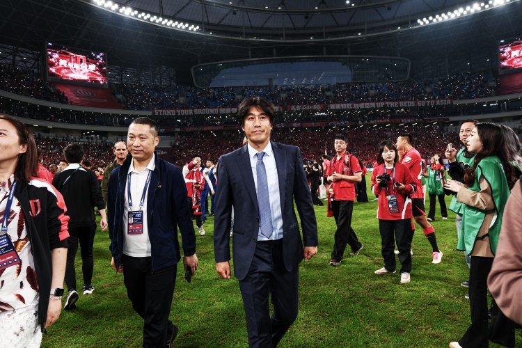 足球報：間歇期徐正源用大訓練量提升球隊體能，設大量對抗訓練