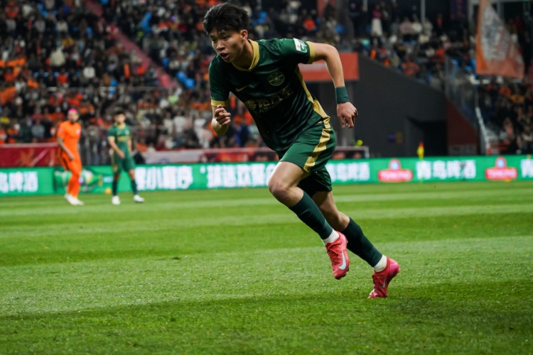 足球報：有關05一代球員的使用問題，足協可以和俱樂部積極溝通